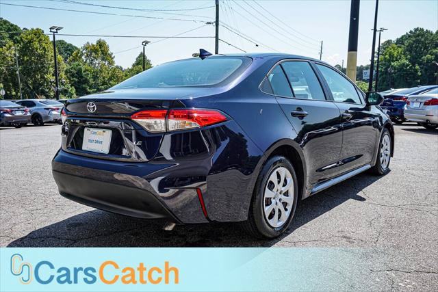 Used 2025 Toyota Corolla LE FWD image 11