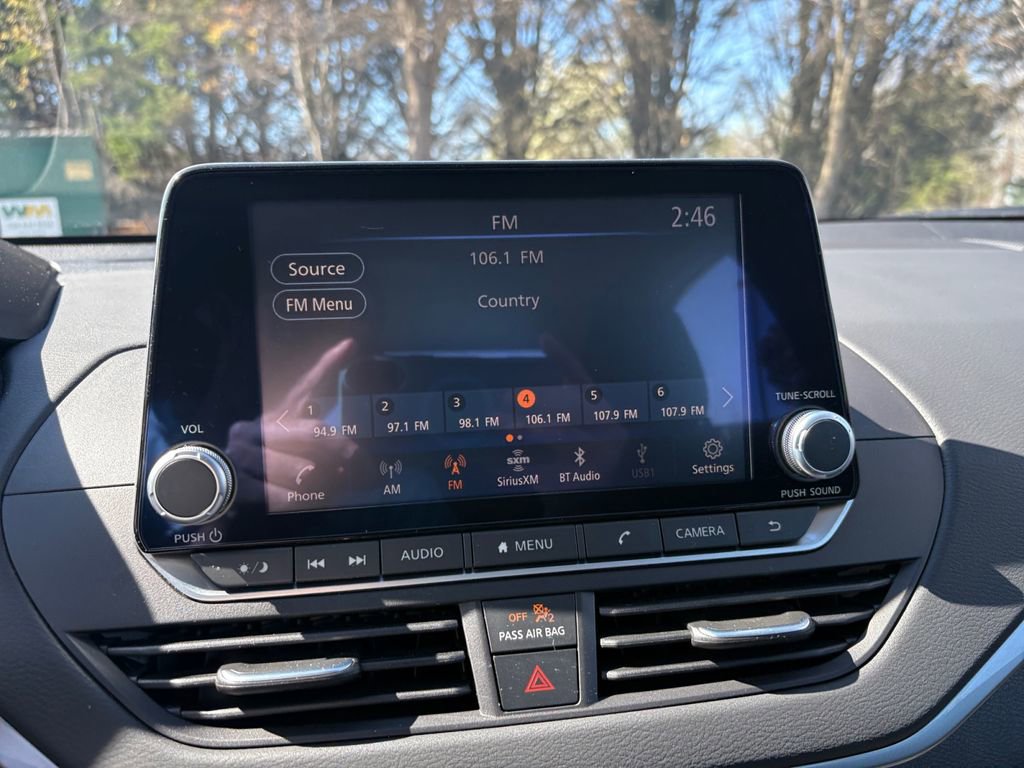 Used 2025 Nissan Altima 2.5 S image 17