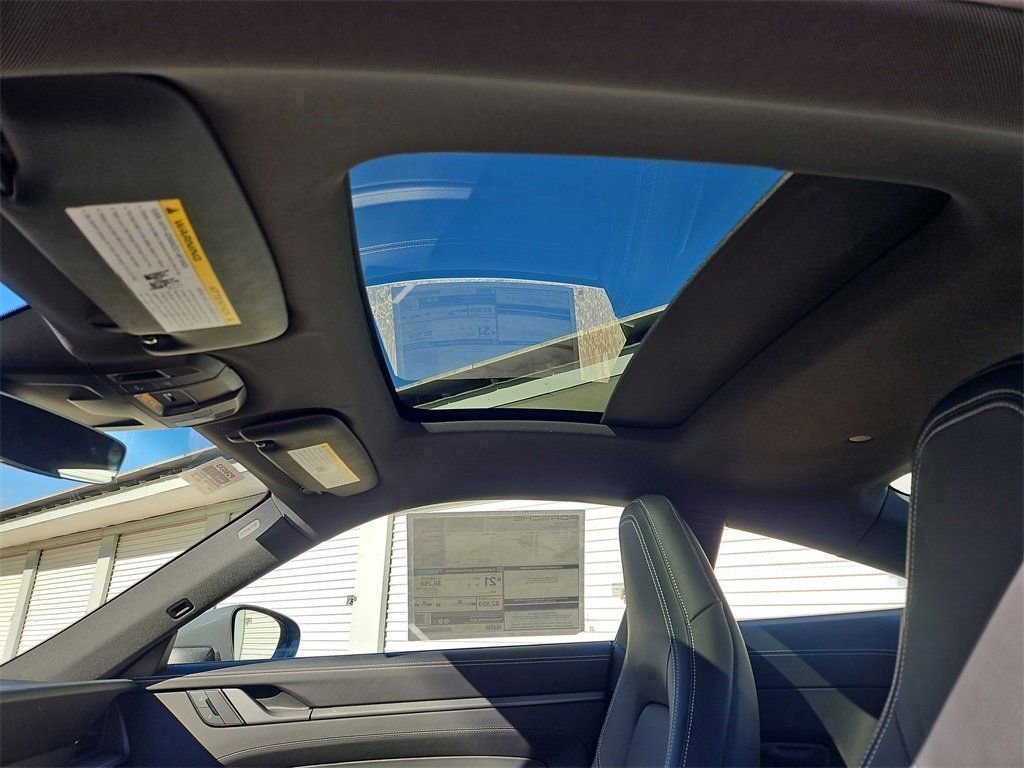 New 2026 Porsche 911 Carrera image 11