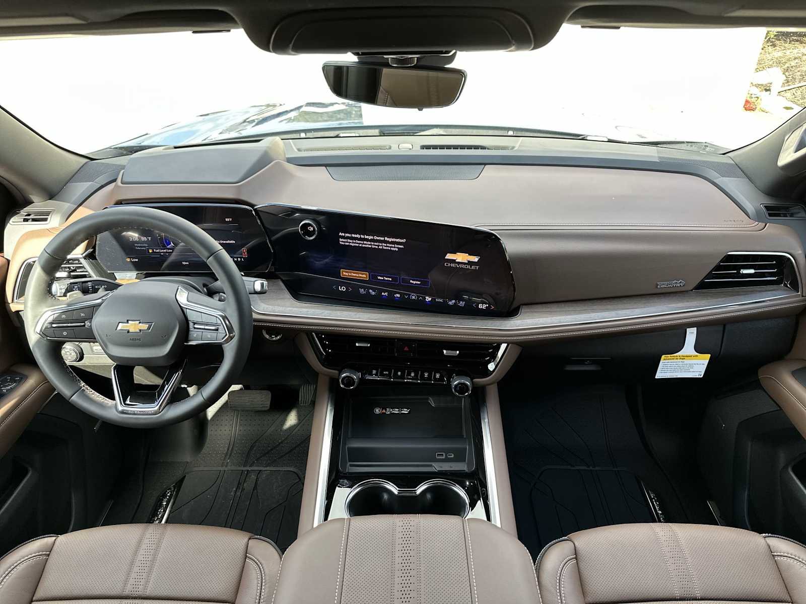 New 2026 Chevrolet Suburban High Country image 14