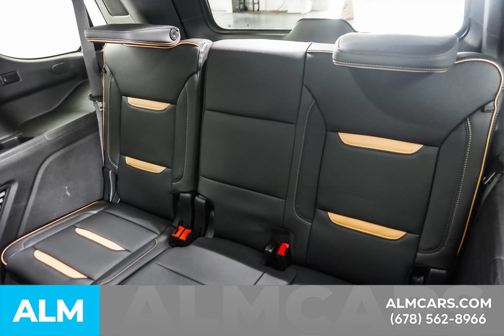 Used 2024 GMC Yukon AT4 w/ AT4 Premium Plus Package AWD/4WD image 19