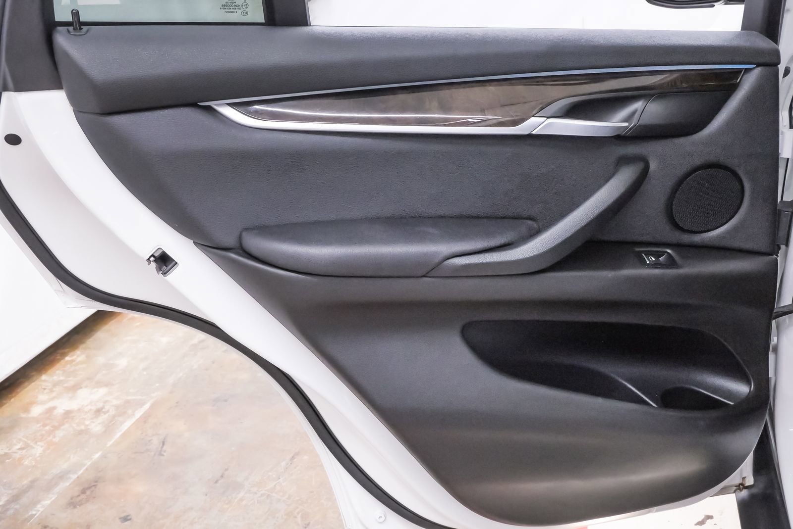 Used 2018 BMW X5 sDrive35i w/ M Sport Package image 27