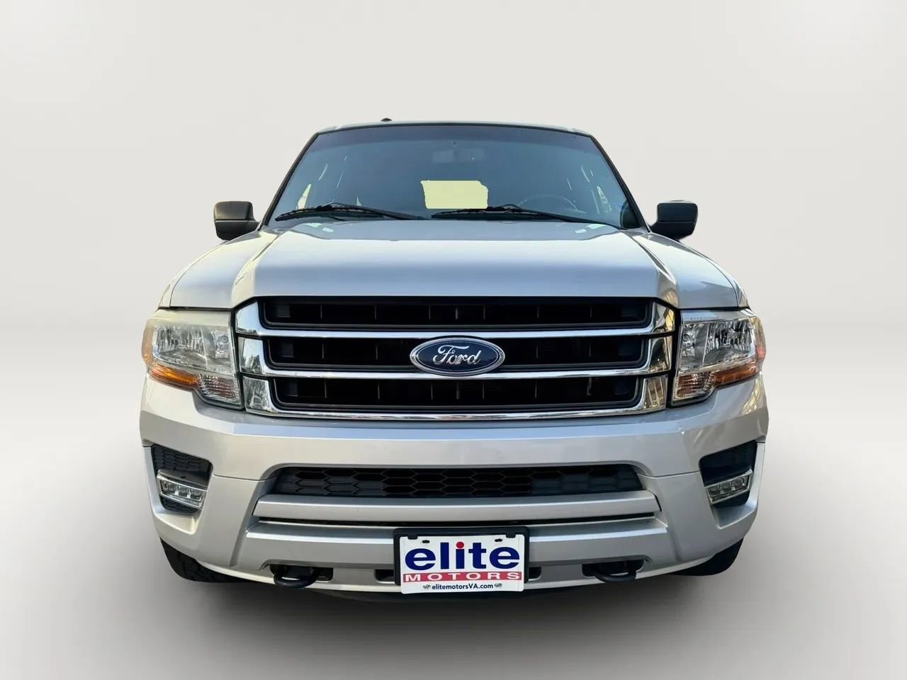 Used 2015 Ford Expedition EL XLT image 2