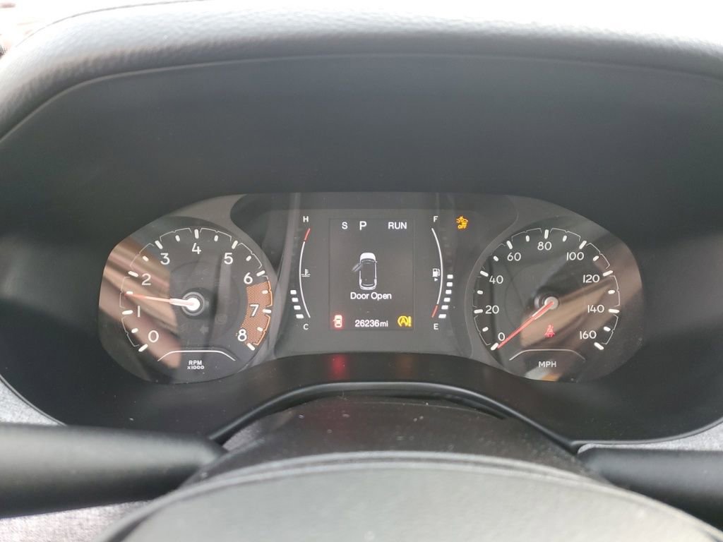 Used 2017 Jeep Renegade Sport w/ Power & Air Group image 11