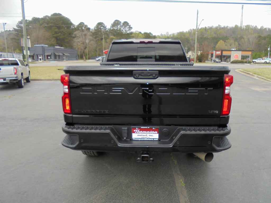 Used 2023 Chevrolet Silverado 3500 LTZ w/ LTZ Plus Package image 4
