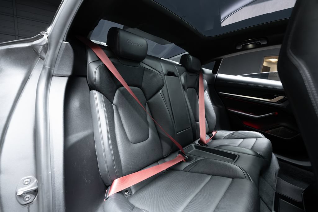 Used 2020 Porsche Taycan Turbo AWD/4WD image 45