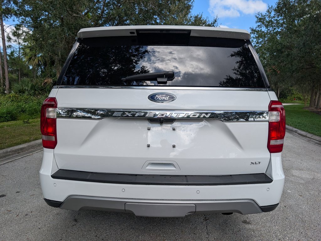 Used 2020 Ford Expedition Max XLT image 7