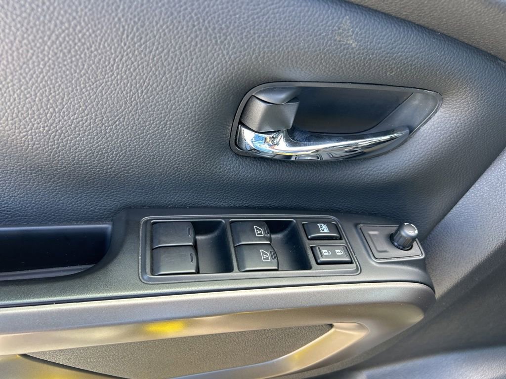 Certified 2024 Nissan Titan SV w/ SV Bronze Edition Package image 20
