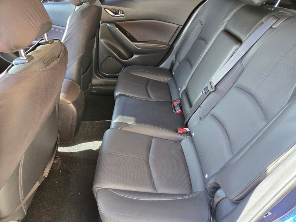 Used 2018 MAZDA MAZDA3 Grand Touring w/ Premium Equipment Package image 7