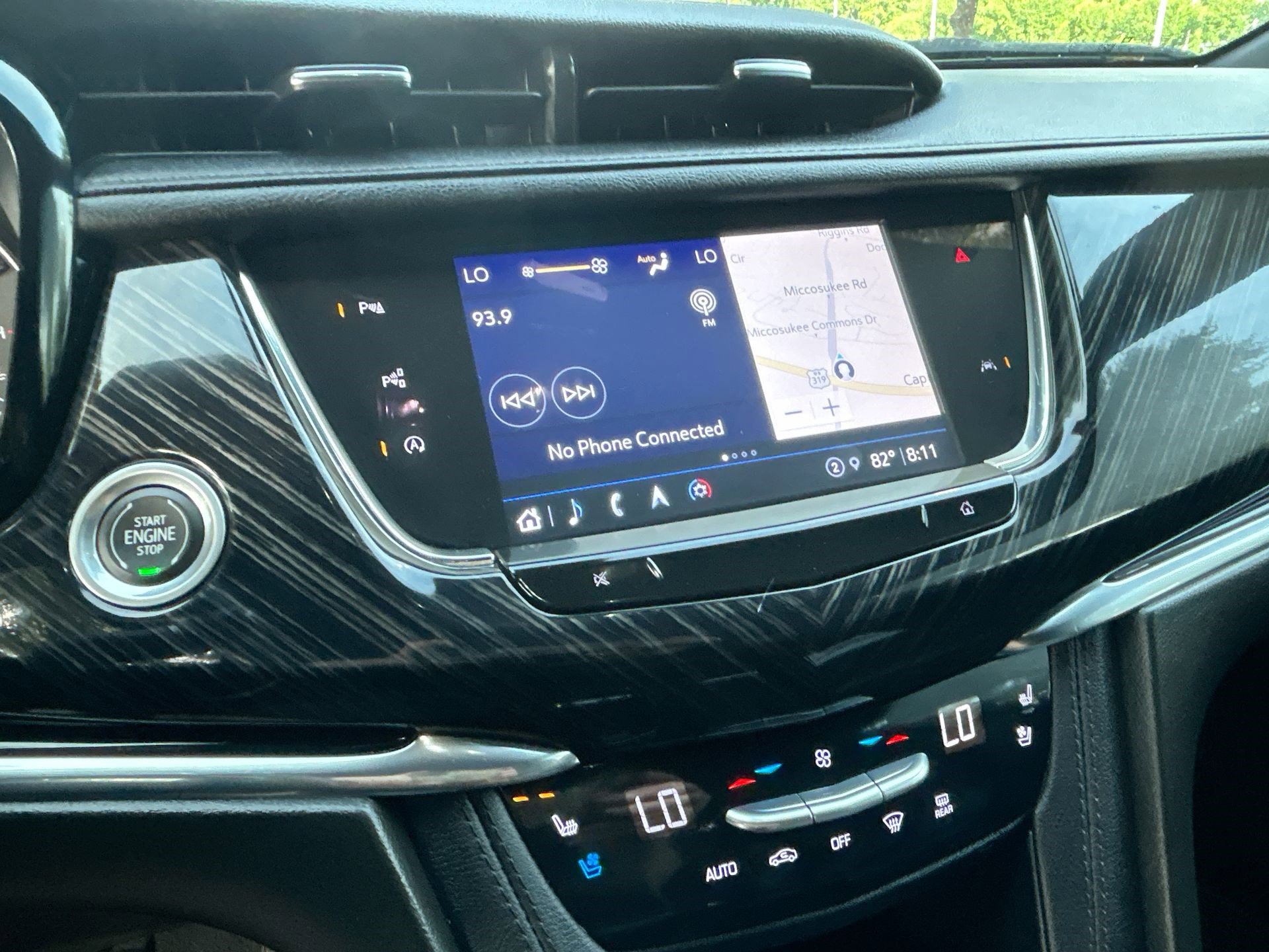 Used 2023 Cadillac XT6 Premium Luxury w/ Technology Package image 23