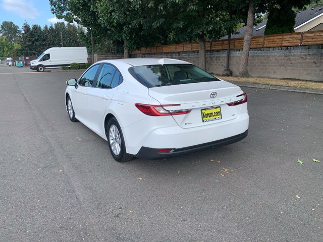 Used 2025 Toyota Camry LE FWD image 3