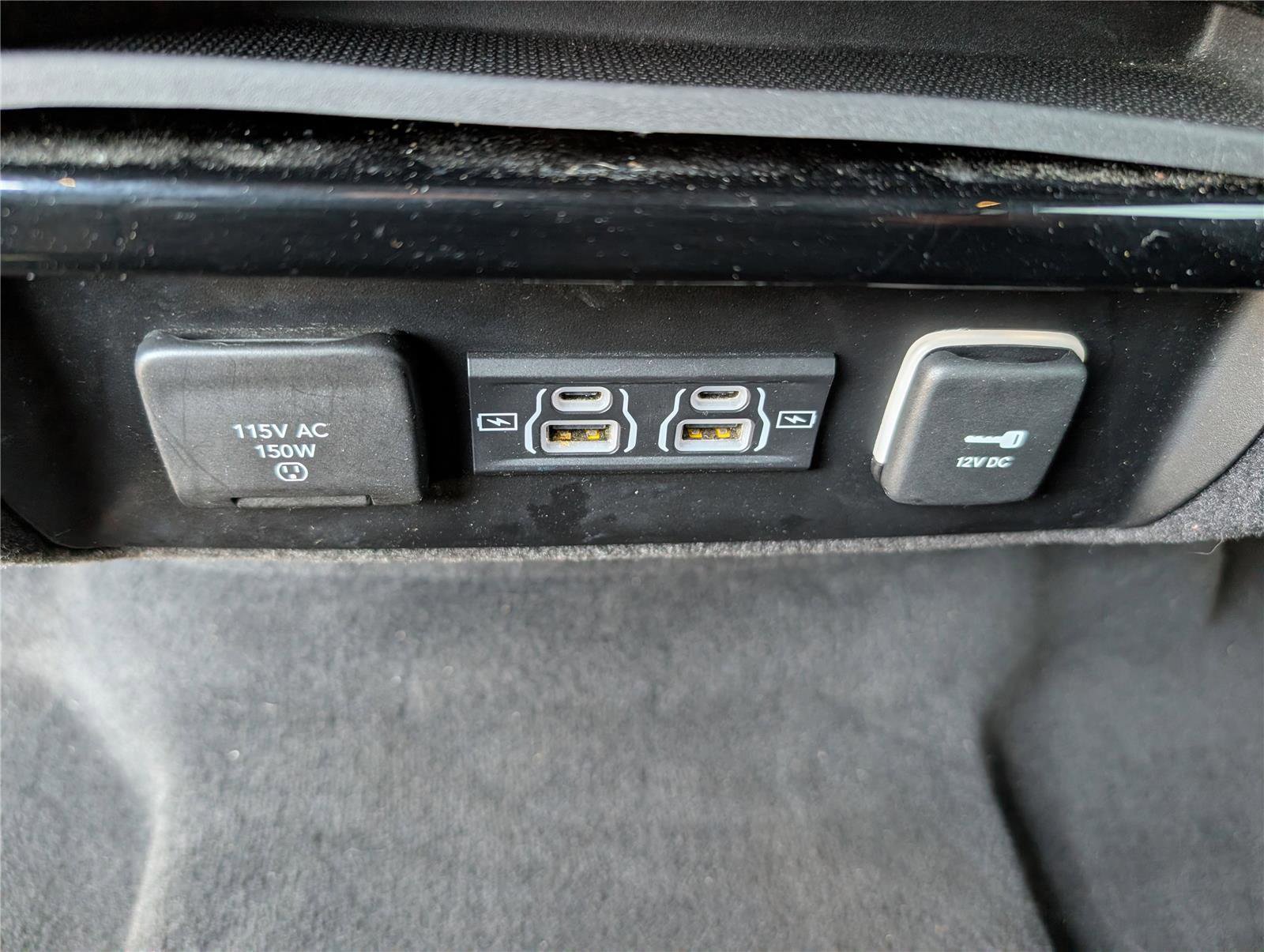 Used 2024 Jeep Wagoneer L Series II w/ Flexible Seating Group image 19
