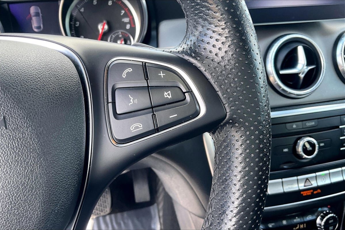Used 2019 Mercedes-Benz CLA 250 image 15