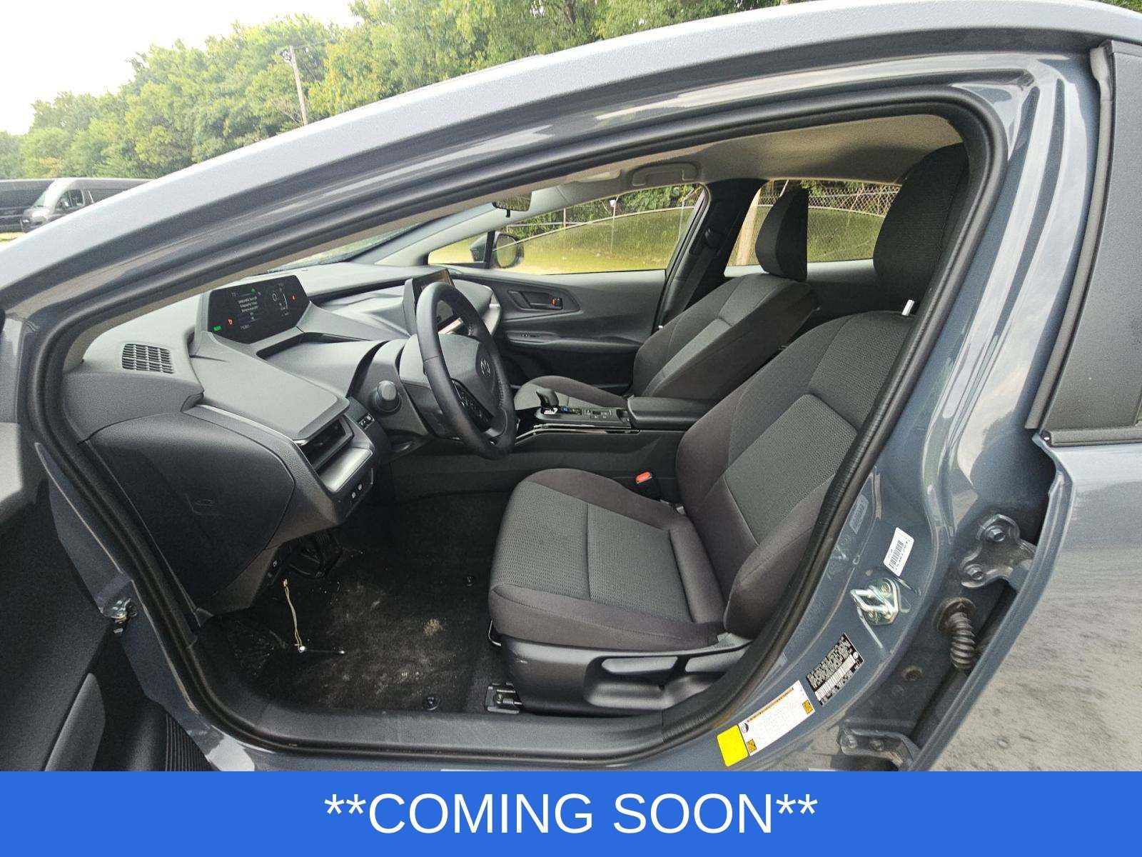 Used 2026 Toyota Prius LE FWD image 3