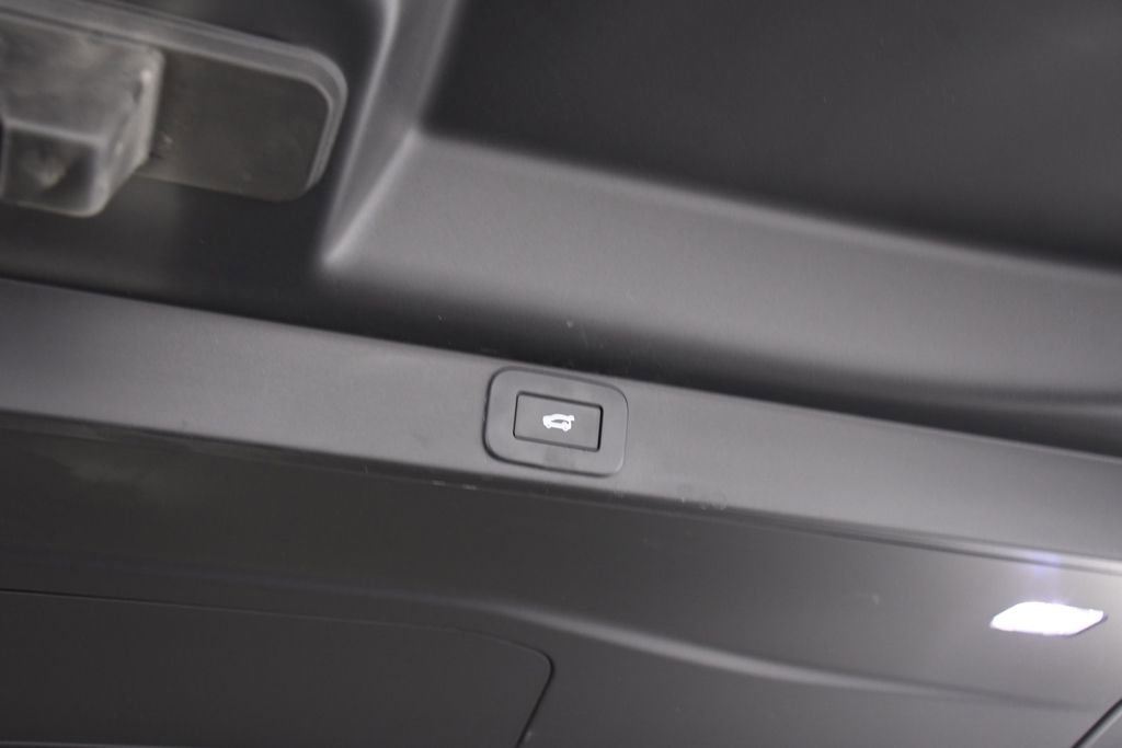 Used 2024 Land Rover Range Rover SE image 23