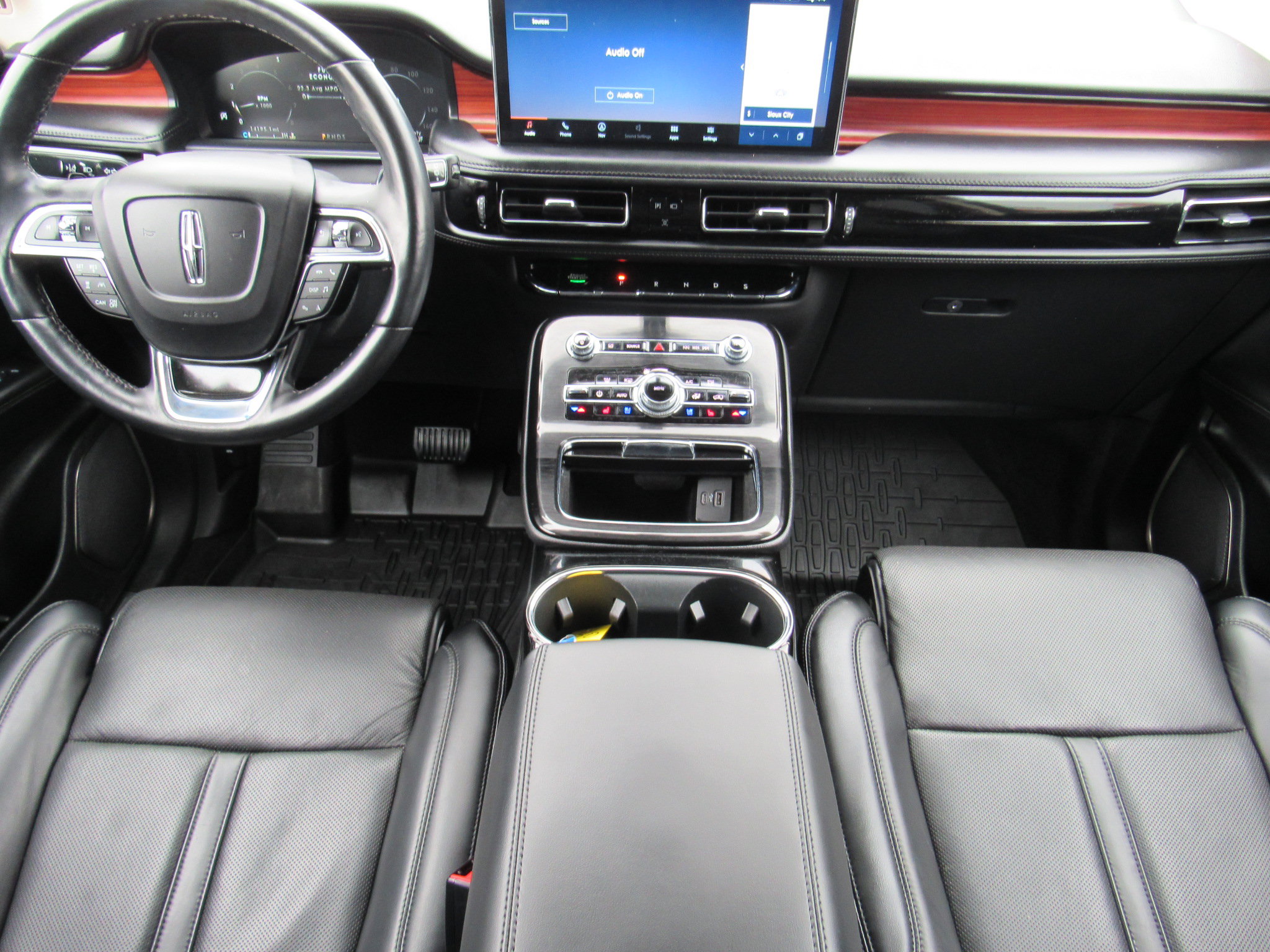 Used 2023 Lincoln Nautilus Reserve w/ Equipment Group 201A AWD/4WD image 21