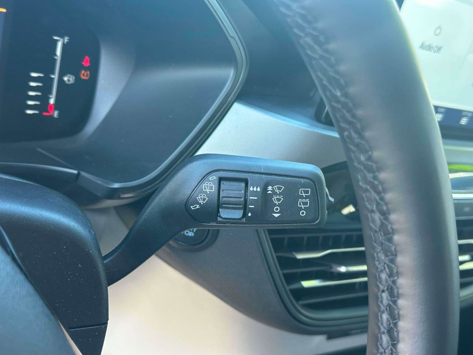 Used 2024 Ford Escape Active image 23