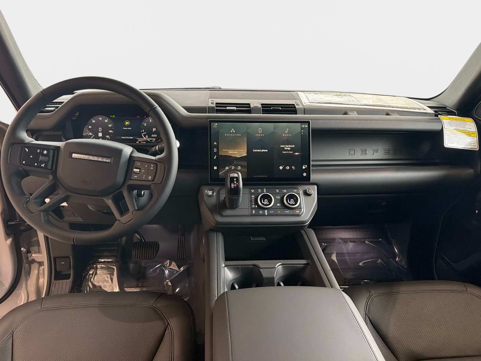 New 2026 Land Rover Defender 110 X-Dynamic SE AWD/4WD image 16