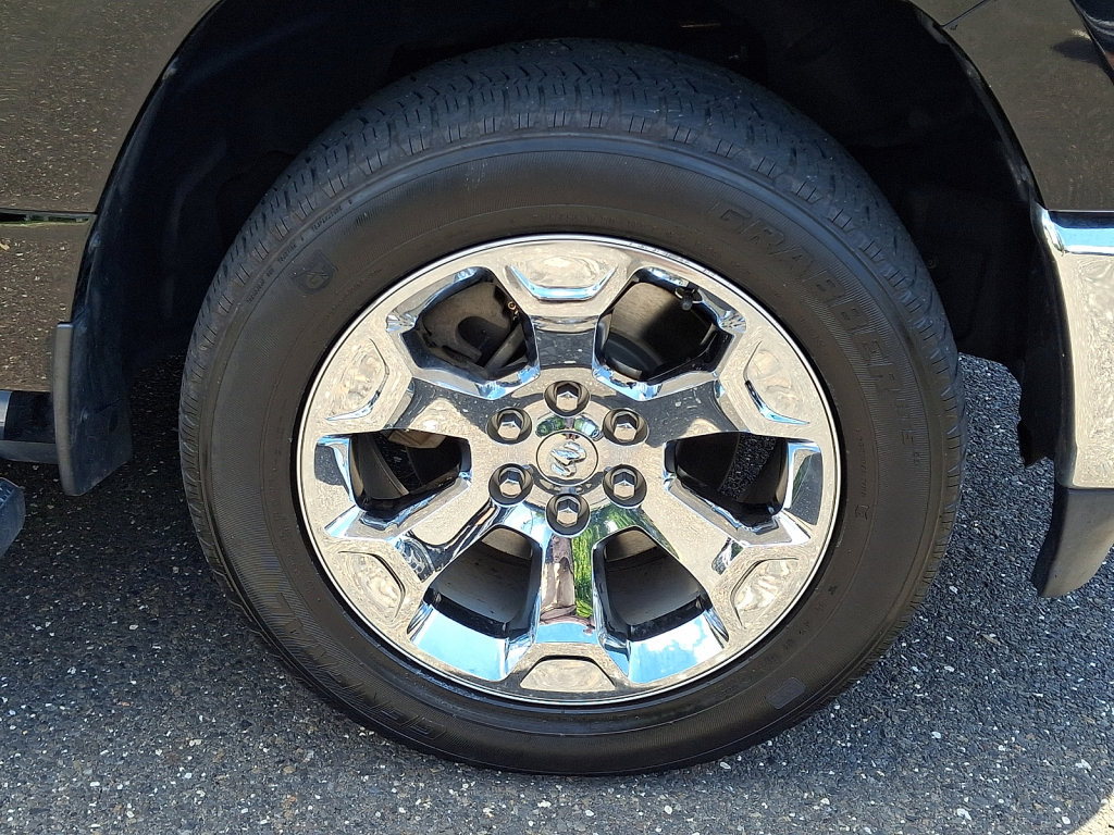 Used 2019 RAM 1500 Big Horn AWD/4WD image 9