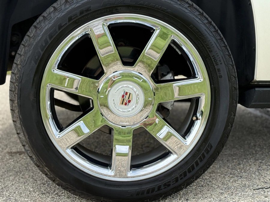 Used 2009 Cadillac Escalade Hybrid image 21