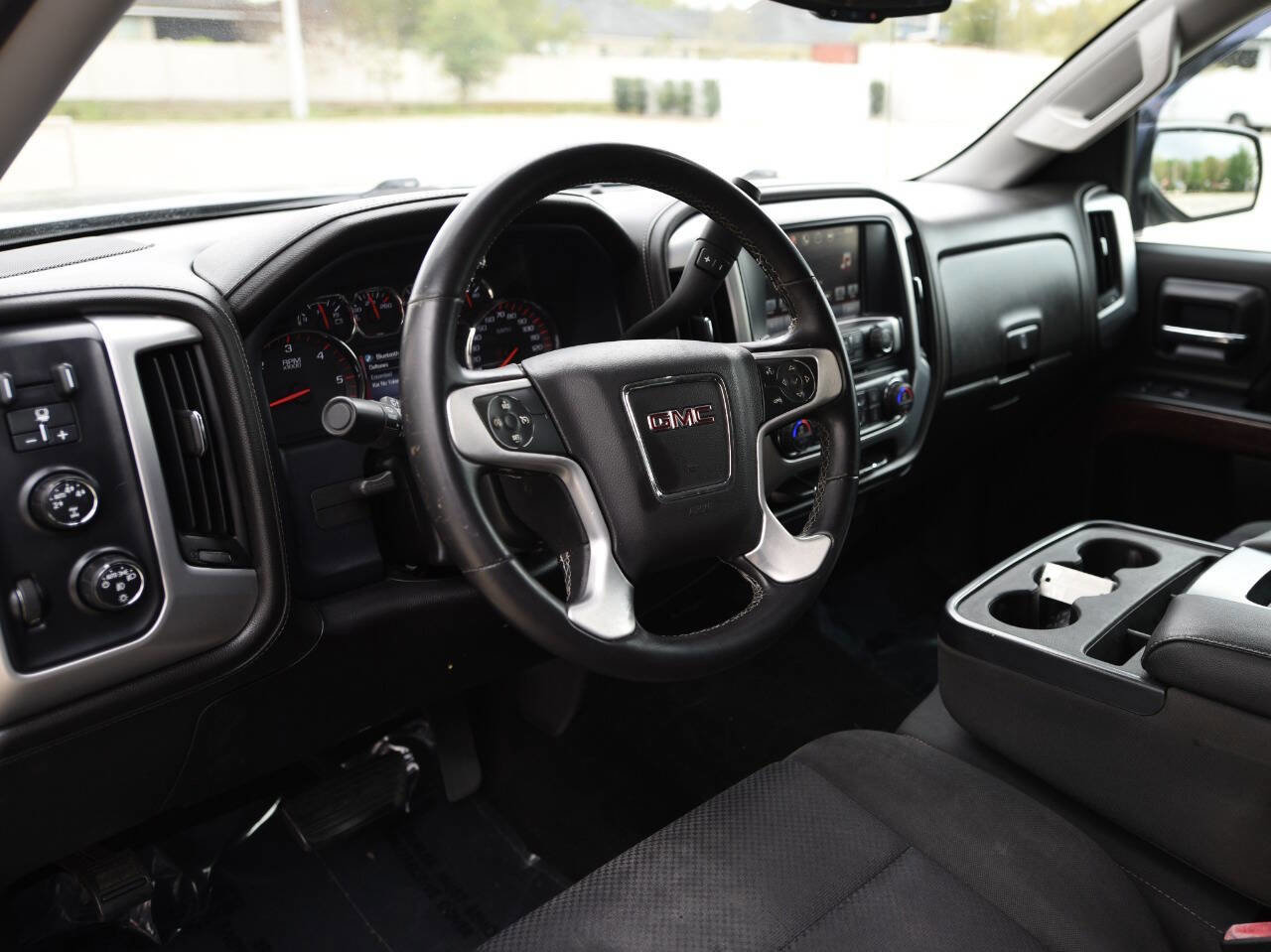 Used 2016 GMC Sierra 1500 SLE w/ SLE Value Package AWD/4WD image 12