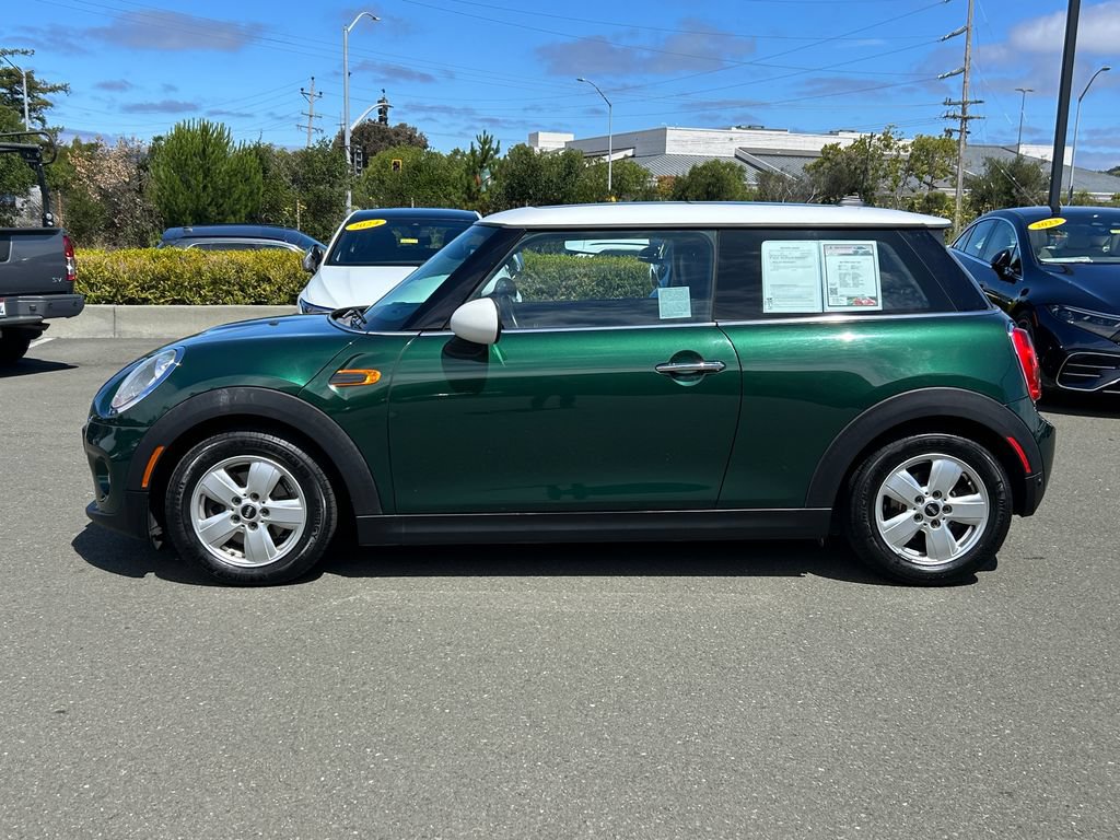 Used 2017 MINI Cooper 2-Door Hardtop FWD image 2