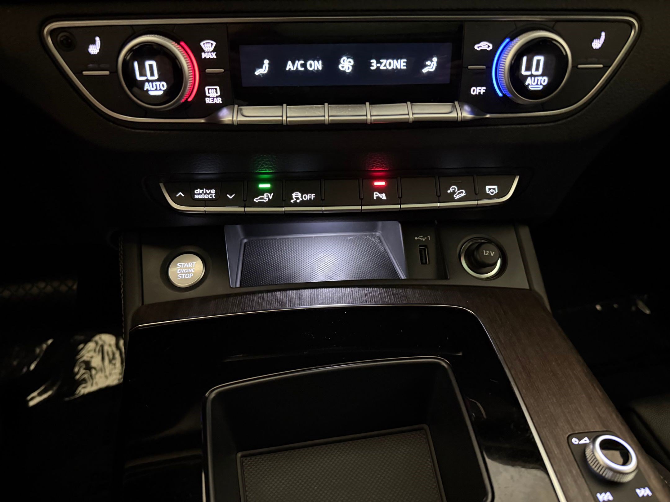 Certified 2025 Audi Q5 e Premium Plus w/ Premium Plus Package AWD/4WD image 19