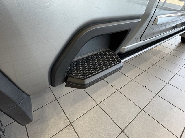 Certified 2024 Chevrolet Silverado 3500 High Country w/ High Country Premium Package image 40