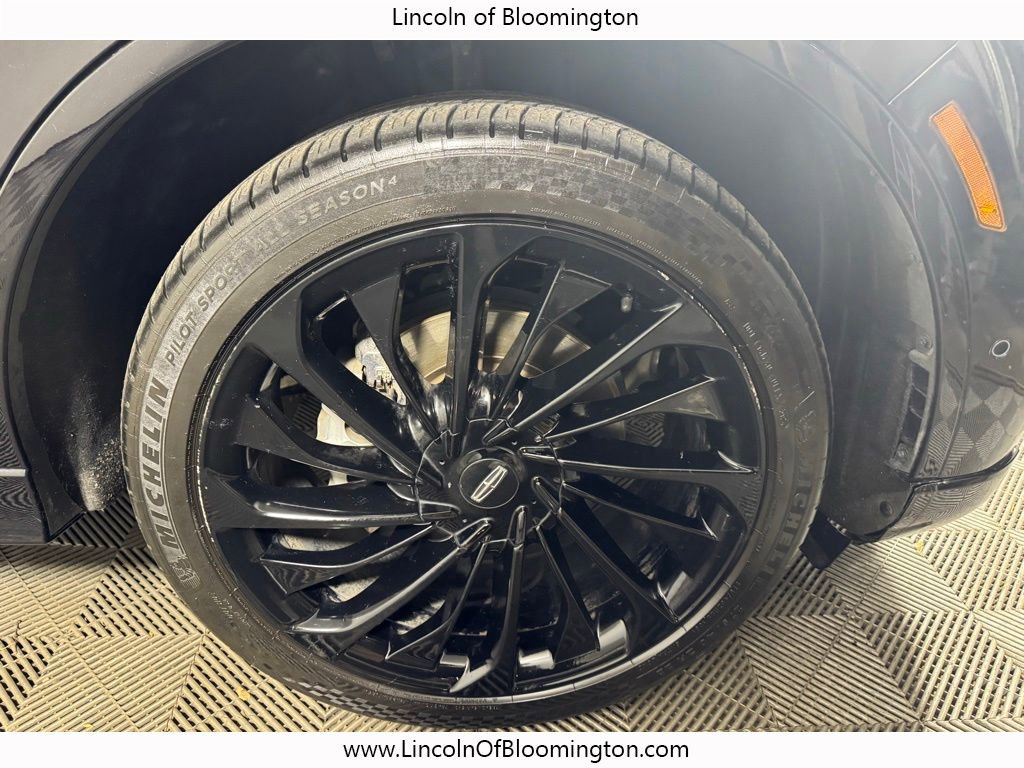Used 2021 Lincoln Aviator Reserve w/ Equipment Group 210A AWD/4WD image 11