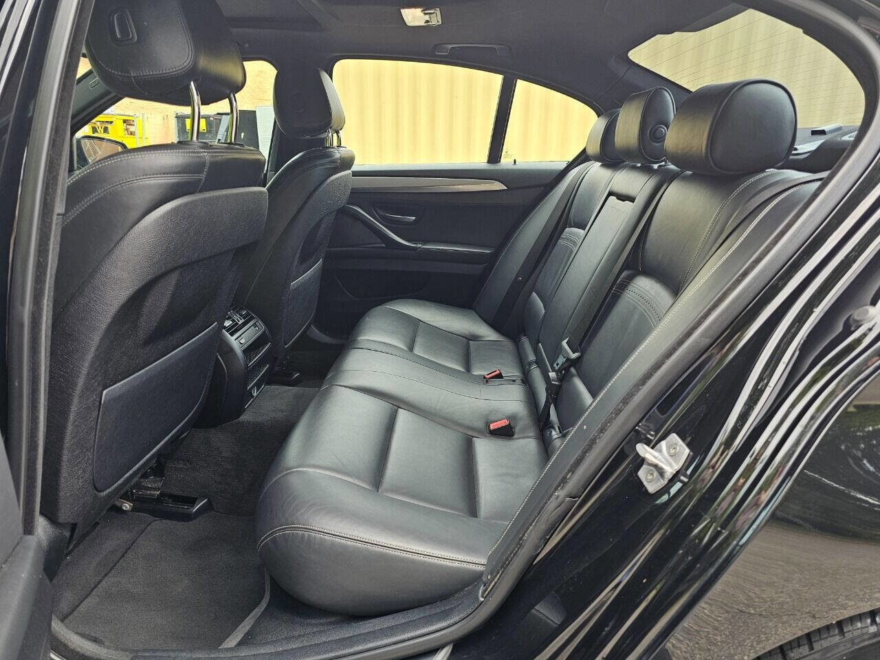 Used 2015 BMW 535i xDrive Sedan image 28