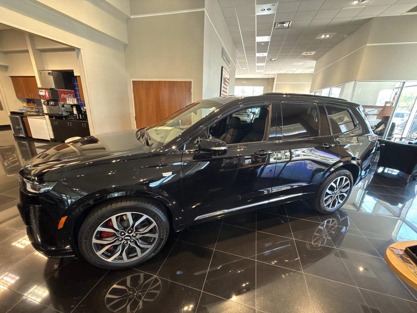 New 2025 Cadillac XT6 Sport image 8