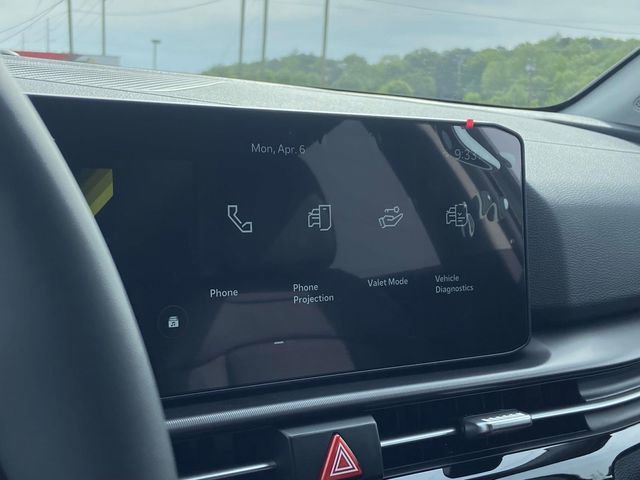 New 2026 Kia Sportage EX FWD image 19