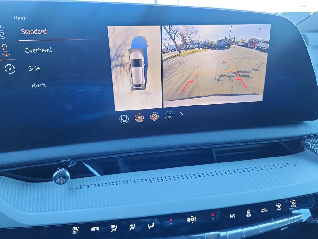 New 2026 Cadillac Optiq Luxury 2 AWD/4WD image 13