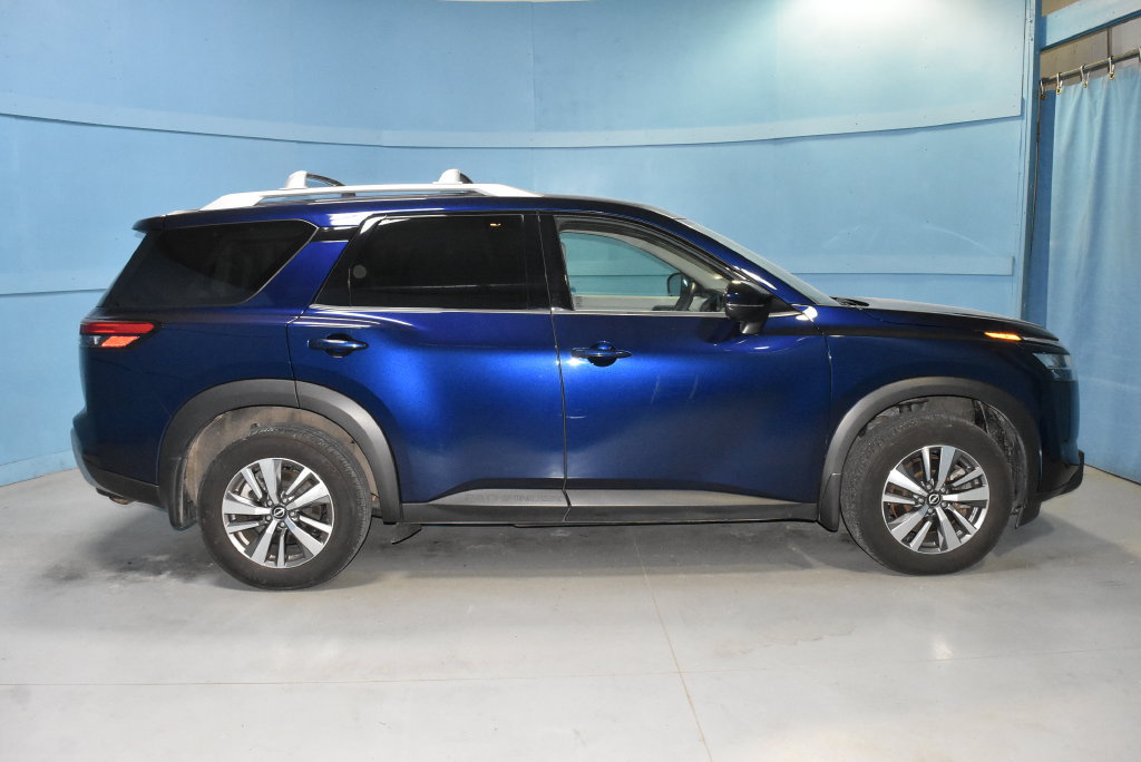 Certified 2024 Nissan Pathfinder SL AWD/4WD image 21