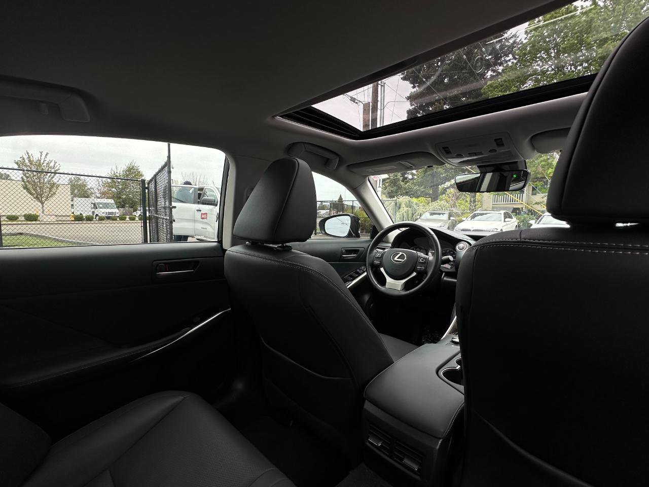 Used 2017 Lexus IS 200t RWD image 12