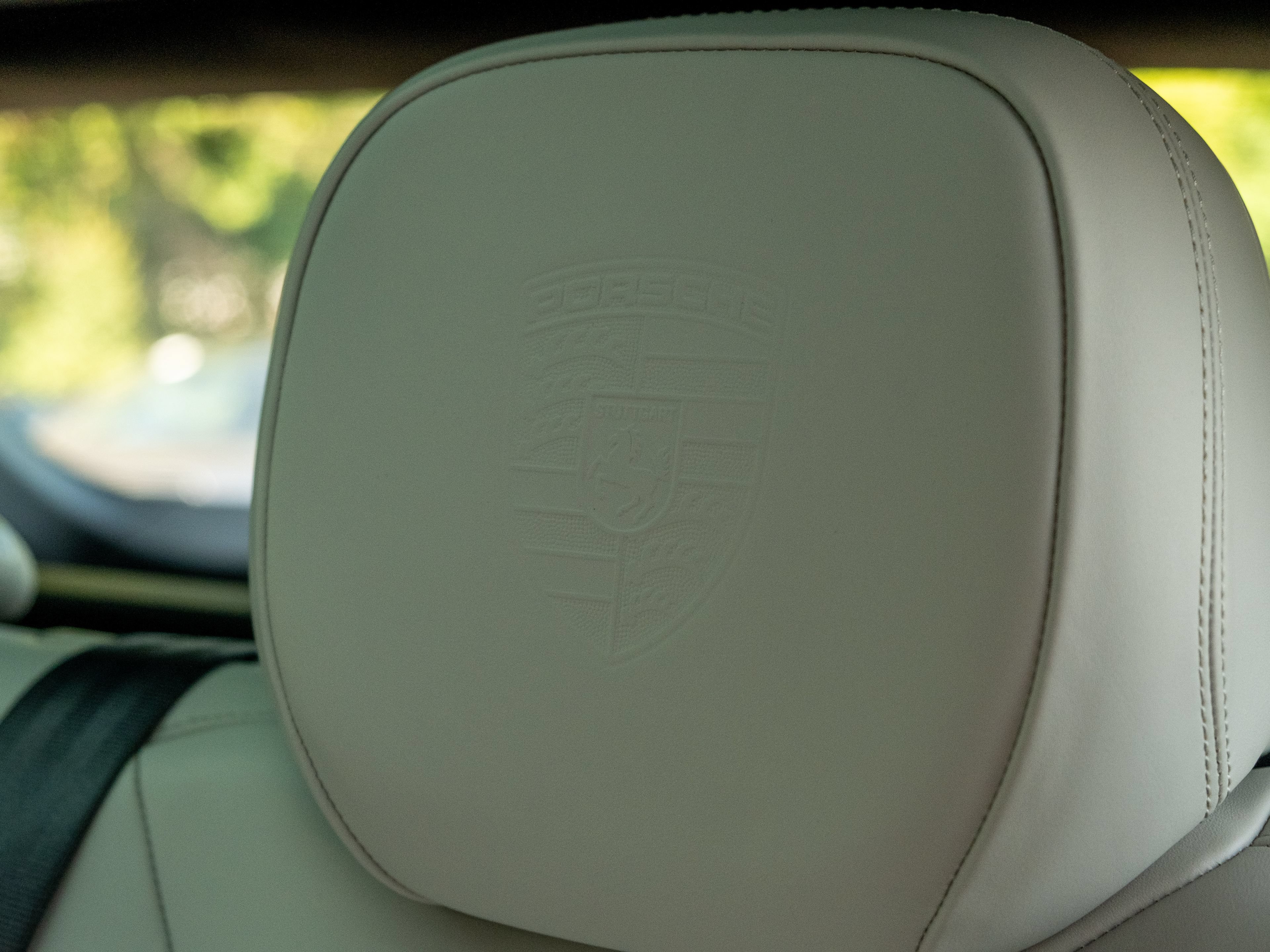 Certified 2023 Porsche Cayenne Turbo S AWD/4WD image 43