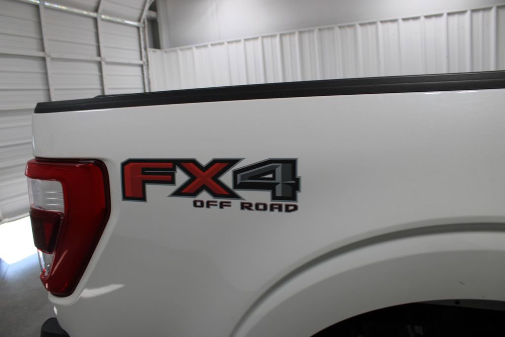 Used 2023 Ford F150 Lariat w/ Trailer Tow Package image 13