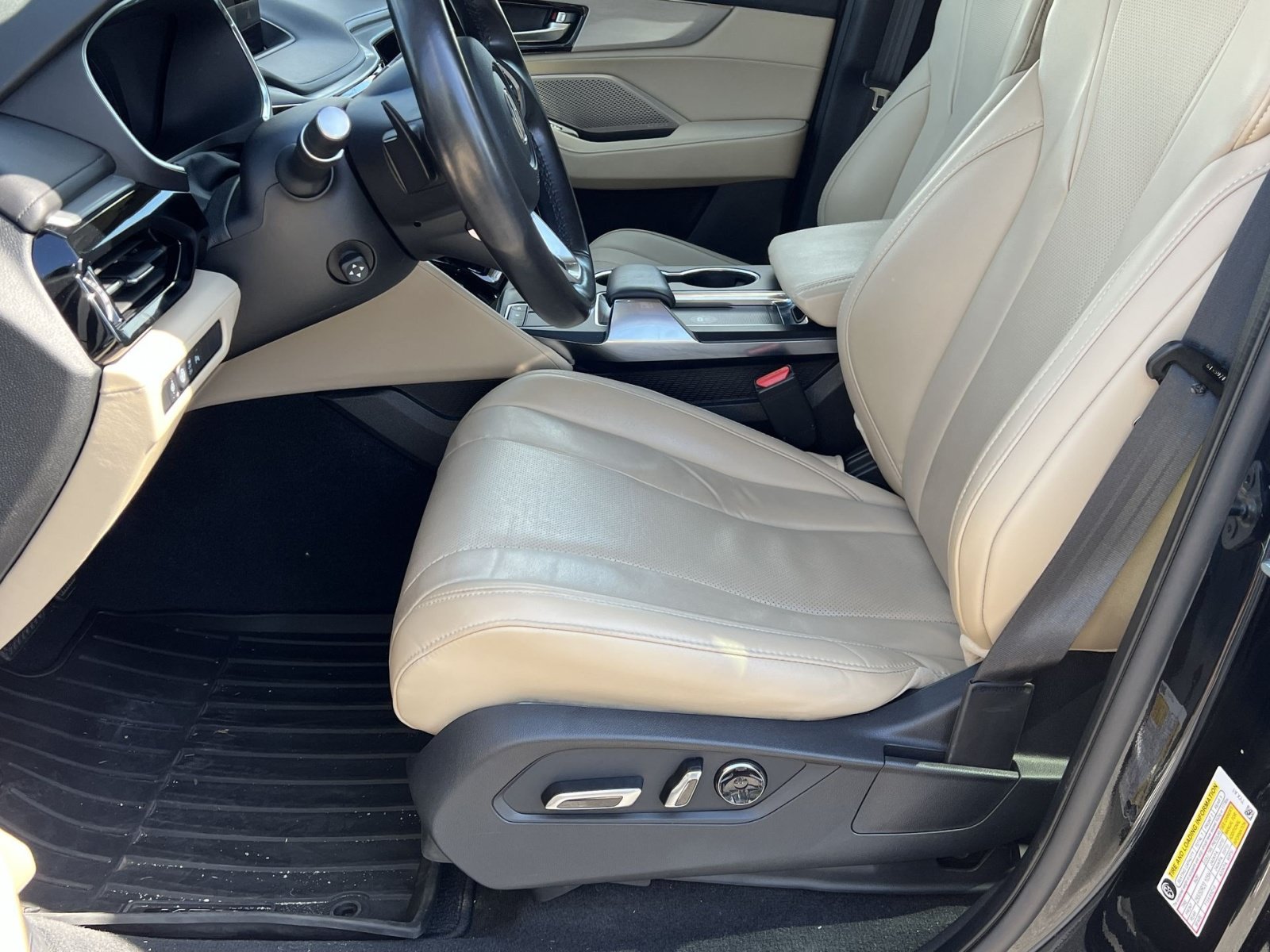 Certified 2024 Acura MDX w/ Technology Package AWD/4WD image 10