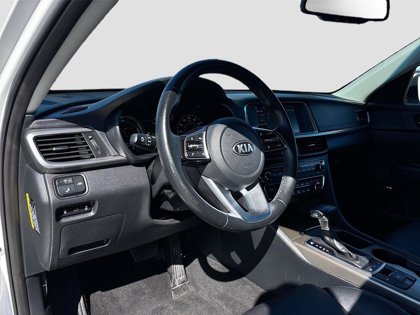 Used 2020 Kia Optima EX image 10