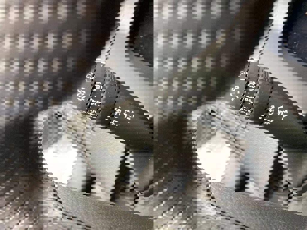 New 2025 Toyota Tacoma SR5 image 17