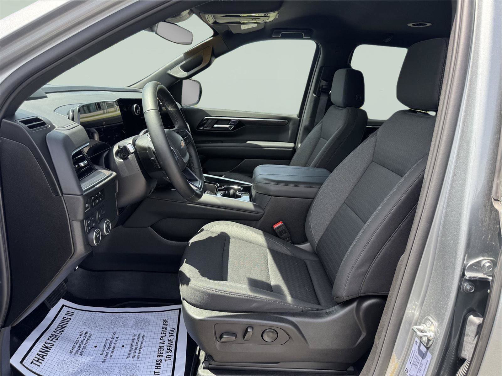 Used 2025 Chevrolet Suburban LS AWD/4WD image 59