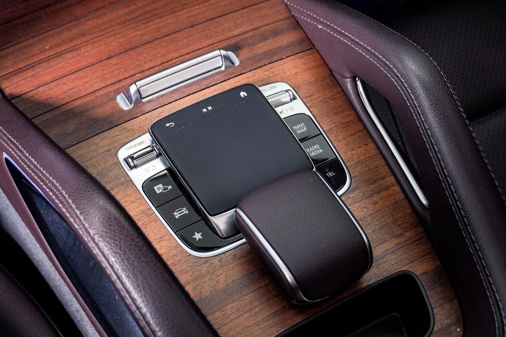 Used 2020 Mercedes-Benz GLE 450 4MATIC image 25