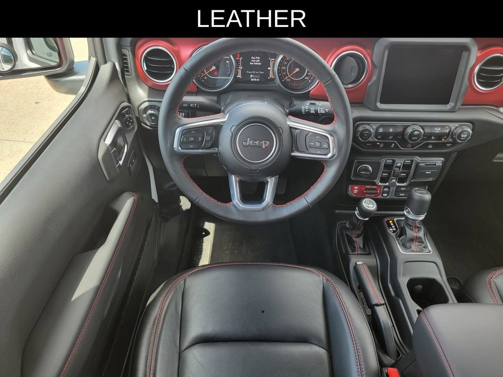 Used 2023 Jeep Wrangler Unlimited Rubicon w/ Cold Weather Group AWD/4WD image 9