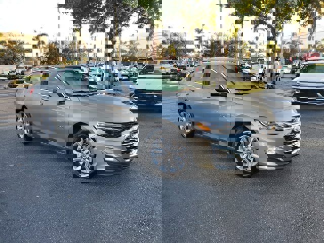 Used 2025 Chevrolet Malibu LT image 27