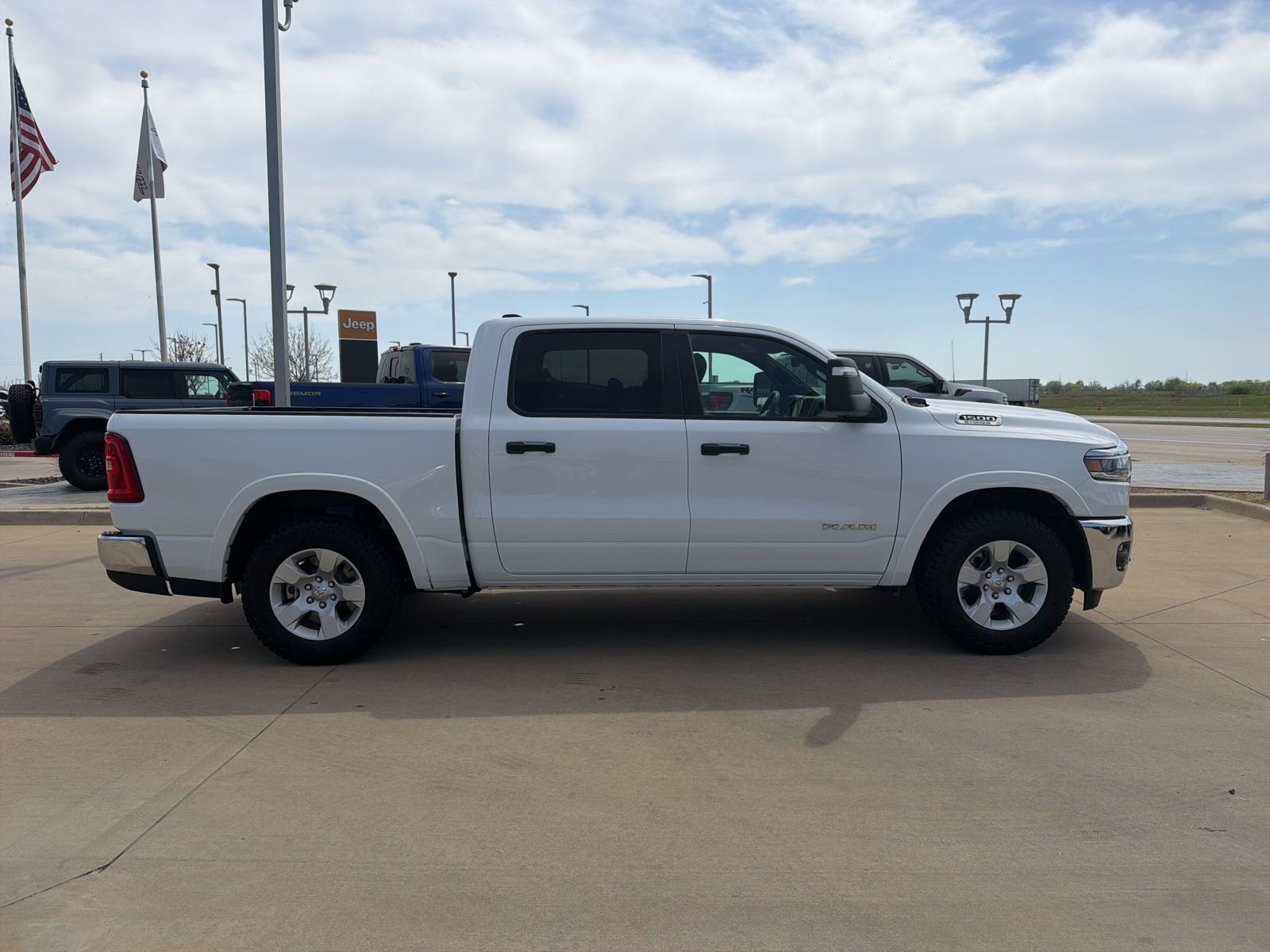 Used 2025 RAM 1500 Lone Star AWD/4WD image 6