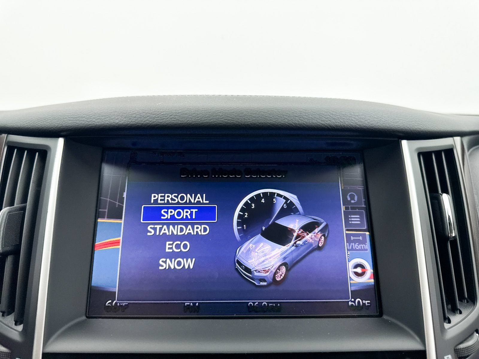 Used 2018 INFINITI Q50 Luxe w/ Essential Package (3.0T Luxe) RWD image 11