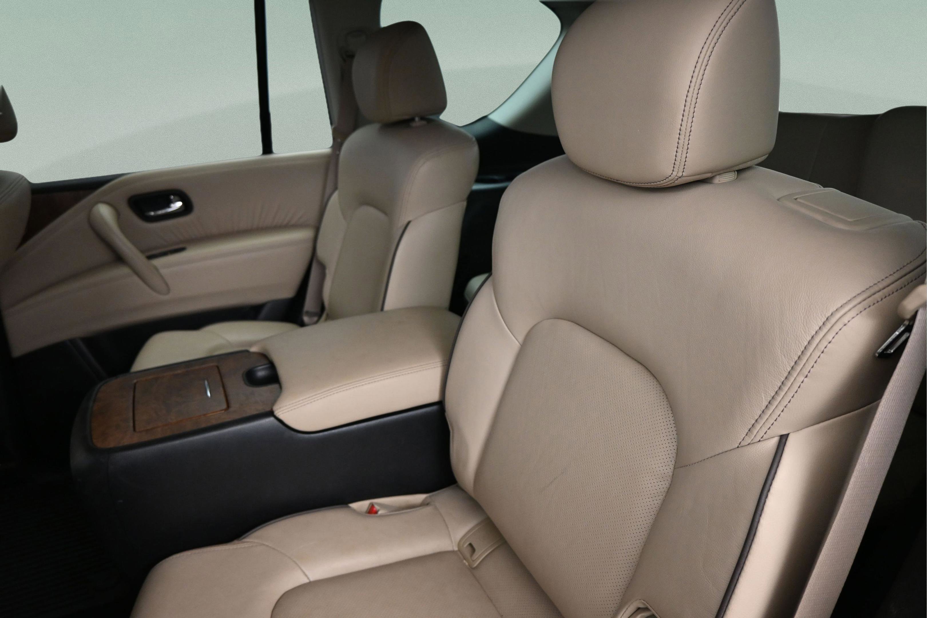 Used 2023 Nissan Armada SL w/ Captain's Chairs Package RWD image 34