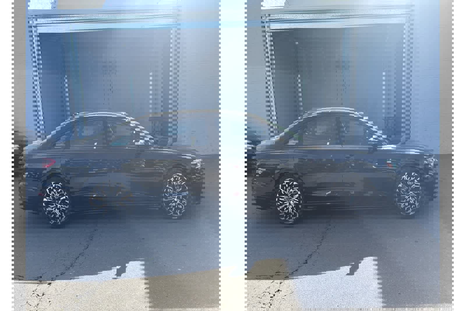 Used 2023 Audi A8 L 3.0T image 9