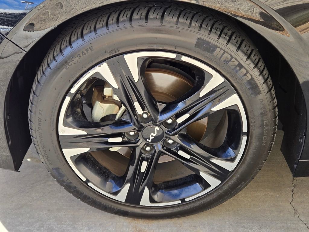 Used 2024 Kia K5 GT-Line w/ GT-Line Premium Package image 11
