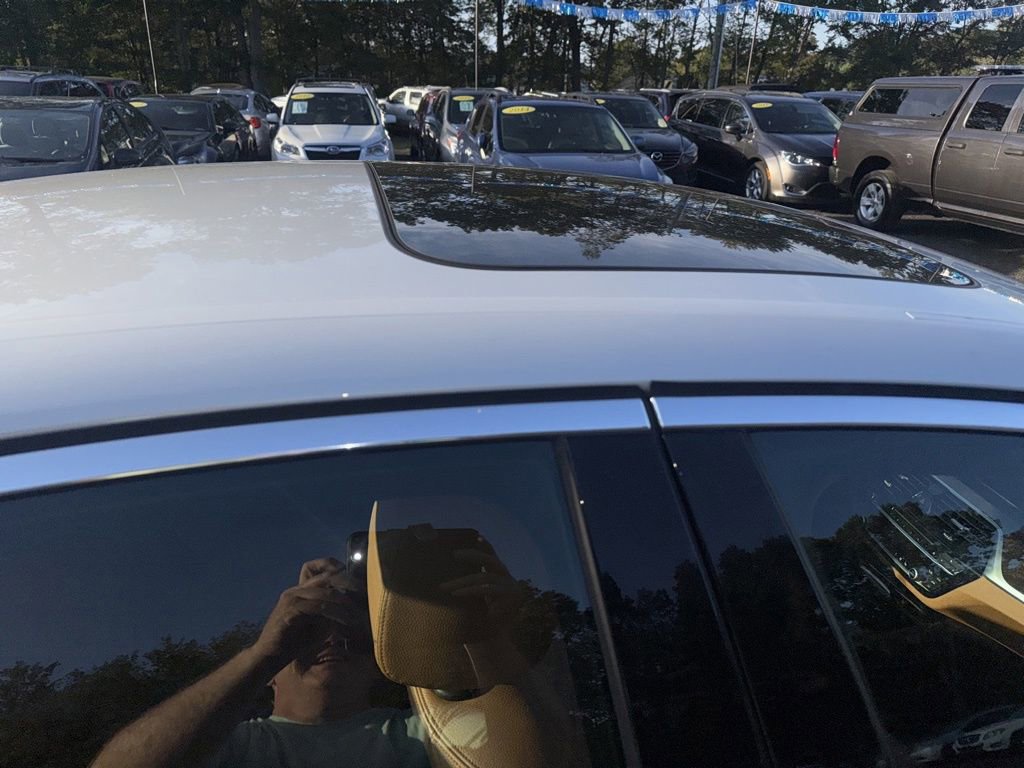 Used 2017 BMW 540i xDrive image 48